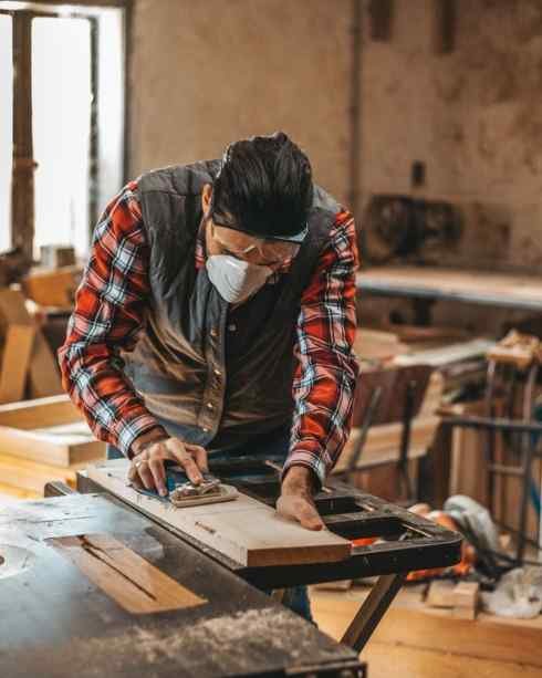 CARPENTER JOB IN UAE - MANPOWER SUPPLY - DAR AL QAMAR