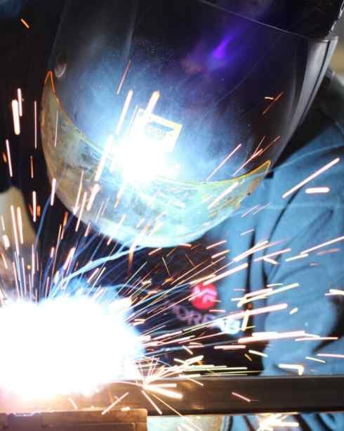 FABRICATORS JOB IN UAE - MANPOWER SUPPLY - DAR AL QAMAR