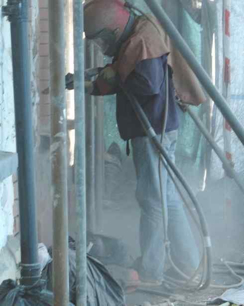 SANDBLASTER JOB IN UAE - MANPOWER SUPPLY - DAR AL QAMAR